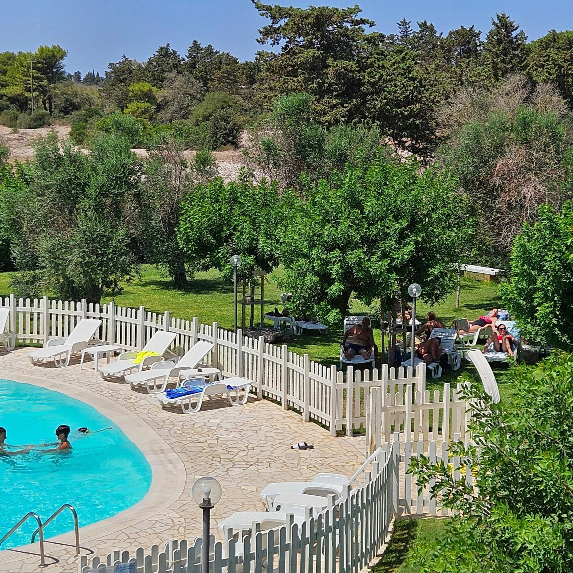 Agriturismo La Rondine Otranto Eksteriør billede